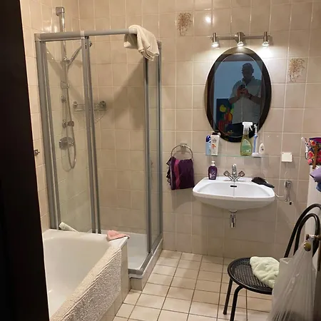 Grosse Im Zentrum Von Braunau Am Apartment *