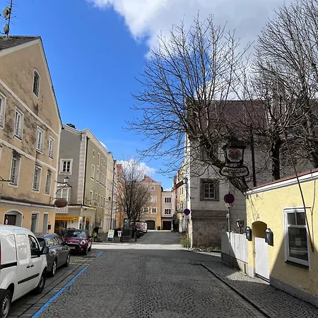 Grosse Im Zentrum Von Braunau Am Apartment