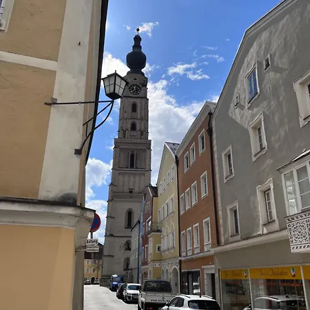 Grosse Im Zentrum Von Braunau Am Apartment